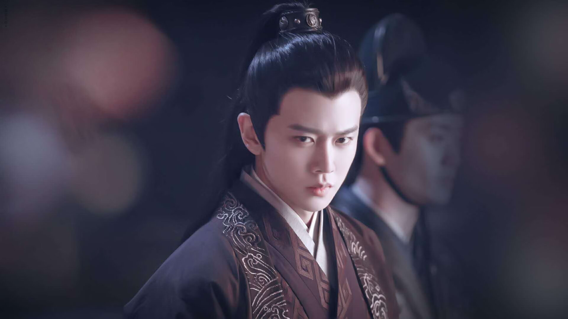 林丹观赛评论语出惊人引网友热议，林丹比赛视频汇总大全